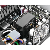 Thermaltake Toughpower PT 1200W, PC-Netzteil 1x 12 Pin High Power GPU, 5x PCIe, Kabelmanagement, 1200 Watt