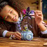 LEGO 43288 Disney Sallys Blumentopf, Konstruktionsspielzeug 