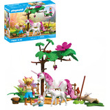 PLAYMOBIL 71839 Magic Unicorns: Einhorn-Stall für Mama und Fohlen, Konstruktionsspielzeug 