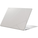 ASUS Zenbook S 16 (UM5606KA-RJ077X), Notebook weiß, AMD Ryzen AI 7 350, AMD Radeon 860M, 24 GB LPDDR5X, 2 TB (2 TB SSD), Windows 11 Pro 64-Bit