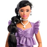 Mattel Barbie Deluxe Style im violetten Metallic Outfit, Puppe 