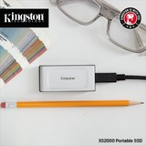 Kingston XS2000 Portable SSD 4 TB, Externe SSD silber/schwarz, USB-C 3.2 Gen 2x2 (20 Gbit/s)