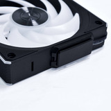 Lian Li UNI FAN CL120 Wireless, Gehäuselüfter schwarz, 3er Pack inkl. Controller, 120 mm