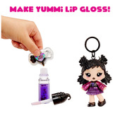 MGA Entertainment Yummiland Lip Gloss Doll Sour Sweeties - Blake Likorice, Puppe 