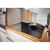 Respekta ASET121M7700, Herdset schwarz