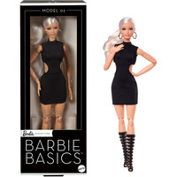 Mattel Barbie Basics Model 02 mit blondem Haar, schwarzem Kleid und Gladiator-Boots, Puppe