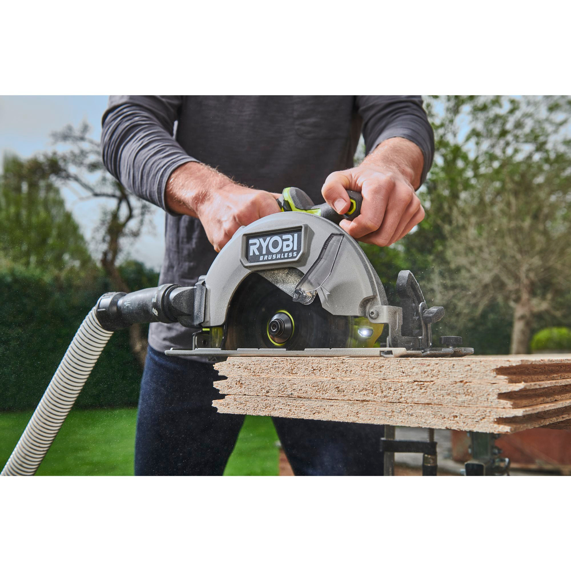 Ryobi ONE+ Brushless Akku-Handkreissäge RCS18BL-0, 18Volt grün/schwarz, ohne Akku und Ladegerät