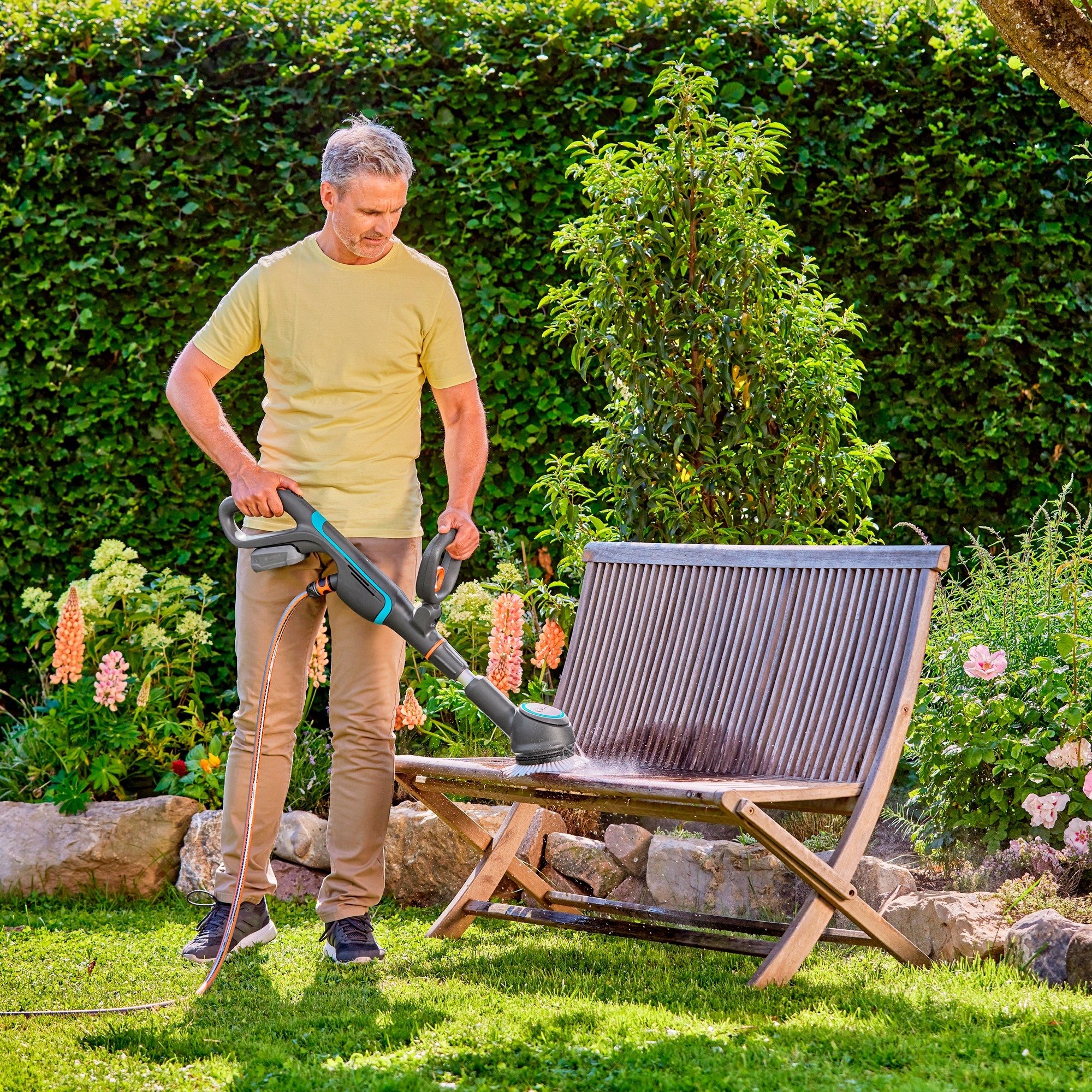 GARDENA Tellerbürsten-Aufsatz, für Akku-Multi-Reiniger AquaBrush, Waschbürste grau/türkis, komplette Einheit mit Tellerbürste Soft
