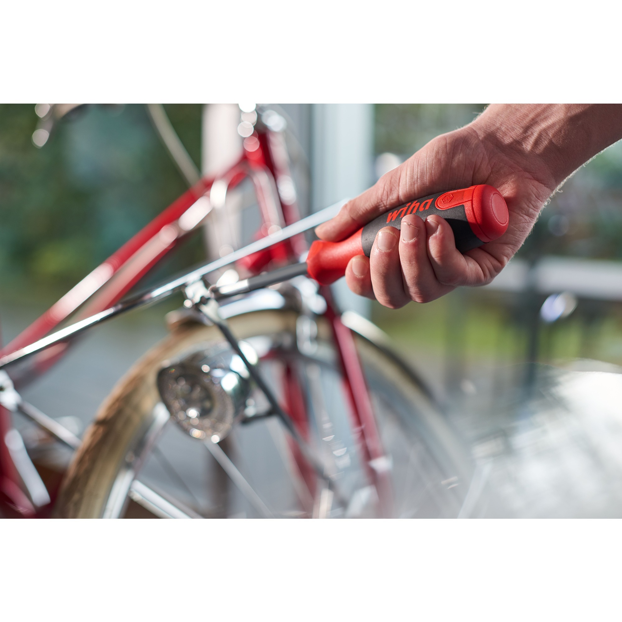 Wiha Schraubendreher mit Bit Magazin LiftUp 25, 1/4" schwarz/rot, 12 Bits, magnetisch